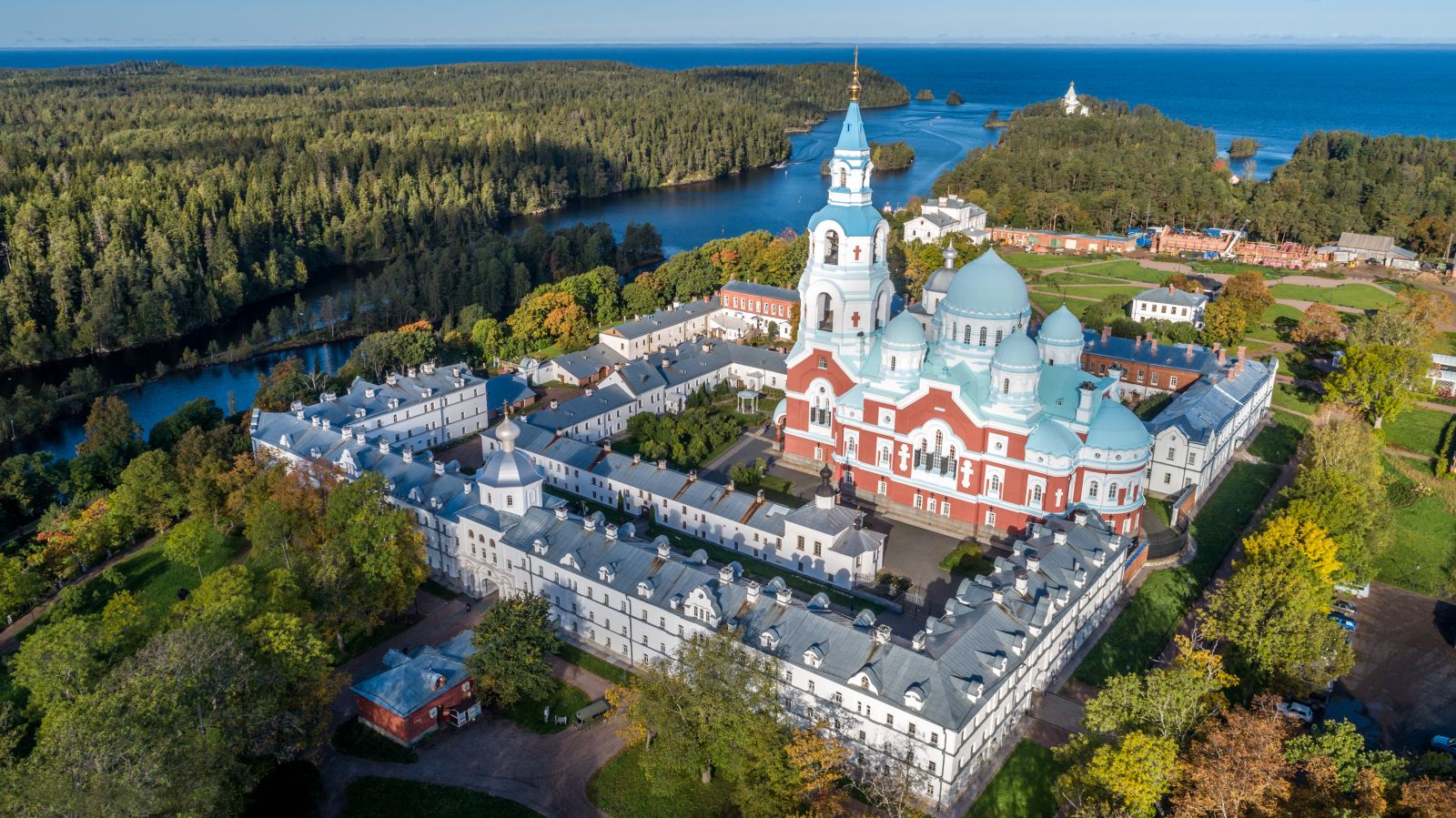 Санкт петербург валаам самостоятельно. Остров Валаам Карелия. Спасо-Преображенский монастырь Валаам. Валаамский монастырь Карелия. Валаамский монастырь Ладожское озеро.