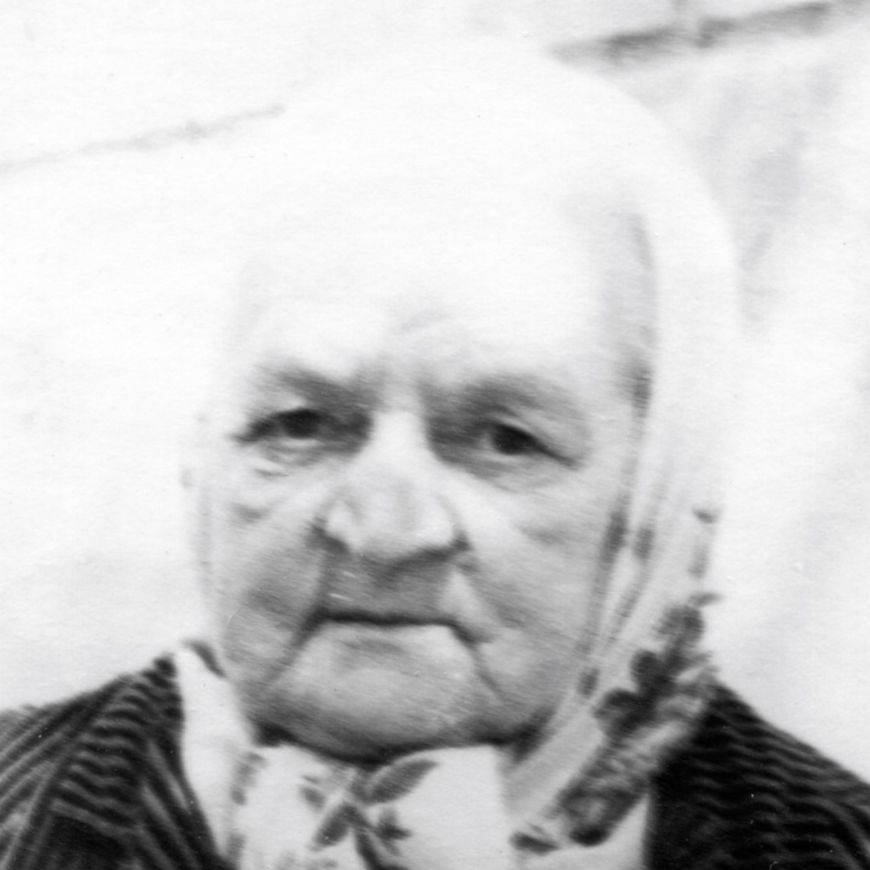 Хлебнова Галина